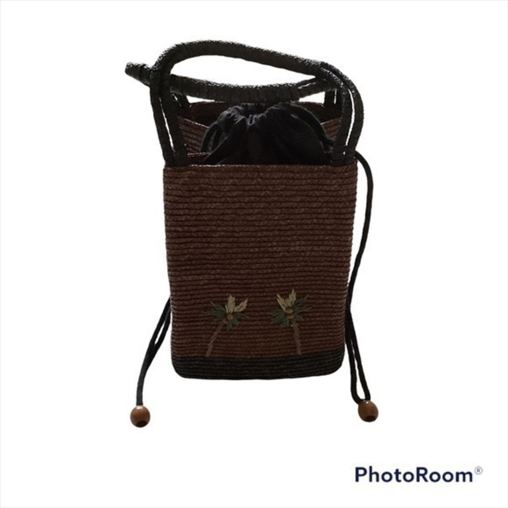 EUC Tommy Bahama bucket bag purse